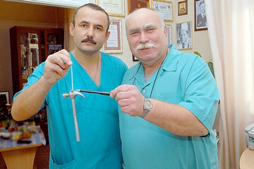 врачи Притула и Гришин